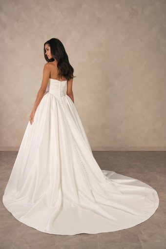 Essense of Australia Carly #1 (IVR) Ivory thumbnail