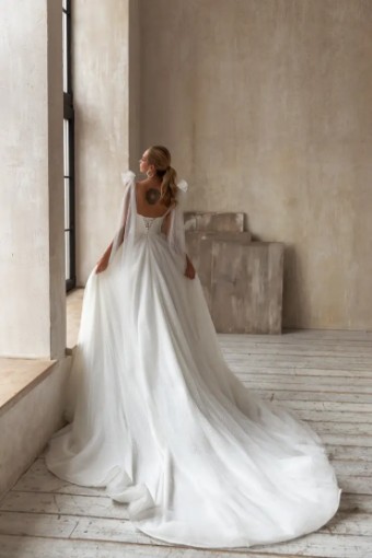 Eva Lendel Lindsay #1 Ivory thumbnail