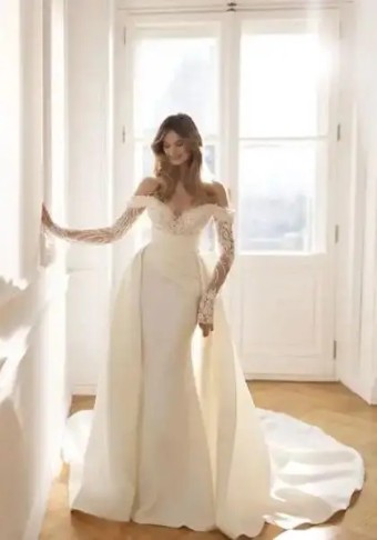 Eva Lendel Scandi (GOWN ONLY) #1 Ivory/Nude thumbnail