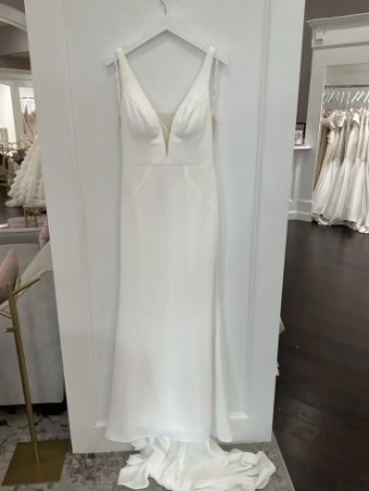 Stella York Chloe (WITHOUT LACE) #5 (PI-PL) Pure Ivory Gown w Porcelain Tulle Plunge thumbnail