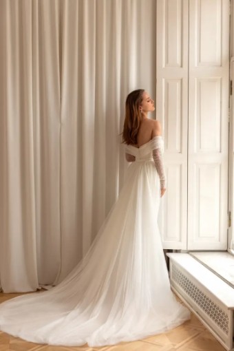 Eva Lendel Aretta (GOWN ONLY) #1 Ivory thumbnail