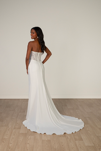 Stella York Demi #1 (IV-PL) Ivory Gown w Porcelain Tulle Plunge thumbnail