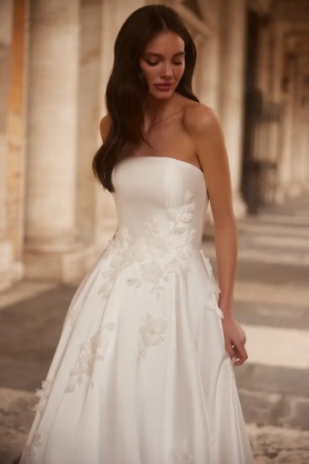Aria Fashion Group Penny #1 Ivory thumbnail
