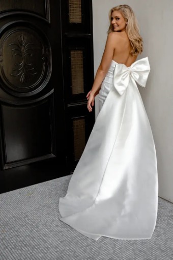 Heirloom Bridal Company Mae #0 default Ivory thumbnail