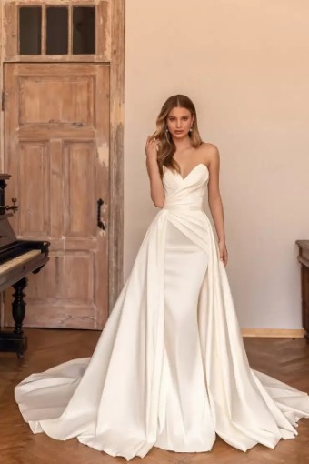 Eva Lendel Lika (GOWN ONLY) #0 default Ivory thumbnail