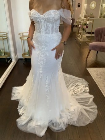 Eva Lendel Lira GOWN ONLY #3 Original thumbnail