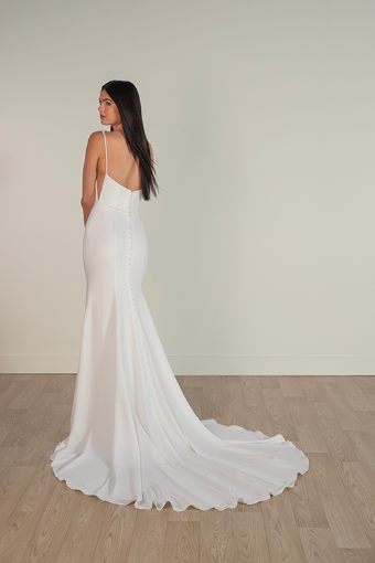 Stella York Aiden #1 (IV-PL) Ivory Gown w Porcelain Tulle Plunge thumbnail