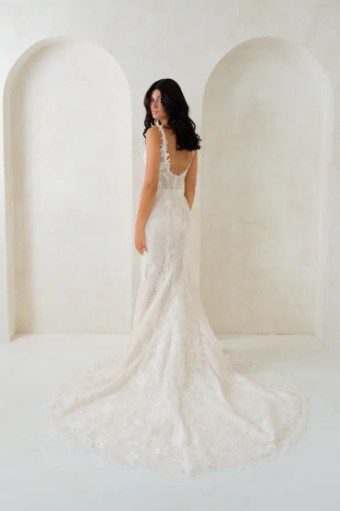 Colby John Colleen #1 Ivory/Rose thumbnail