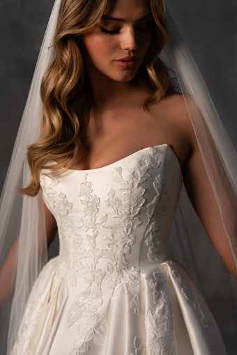 Essense of Australia Kelli #2 (IVR) Ivory thumbnail