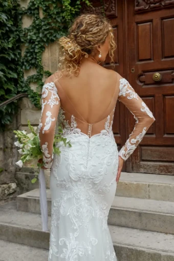 Essense of Australia Lucia #5 (IVRM-PL) Ivory Lace & Tulle over Rum Gown w Porcelain Tulle Illusion (IVIV-PL) Ivory Lace & Tulle over Ivory Gown w Porcelain Tulle Illusion thumbnail