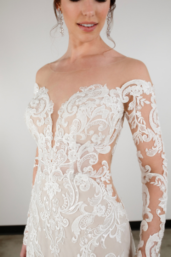 Essense of Australia Lucia #4 (IVRM-PL) Ivory Lace & Tulle over Rum Gown w Porcelain Tulle Illusion (IVIV-PL) Ivory Lace & Tulle over Ivory Gown w Porcelain Tulle Illusion thumbnail