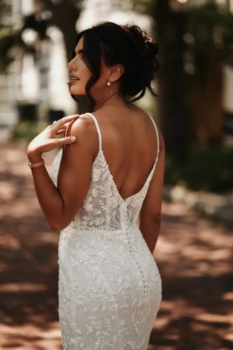Essense of Australia Alina #4 (IV-IV) Ivory Lace and Tulle over Ivory Gown thumbnail