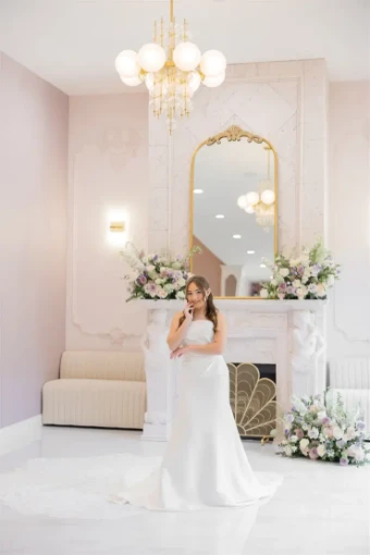 Corinthian James Anne + Veil #0 default All Ivory thumbnail