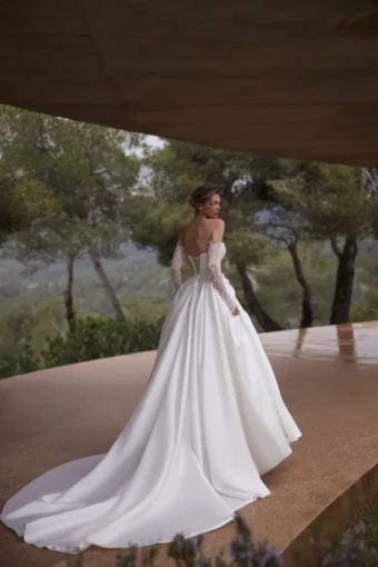 Eva Lendel Kloe (GOWN ONLY) #1 Light Ivory thumbnail